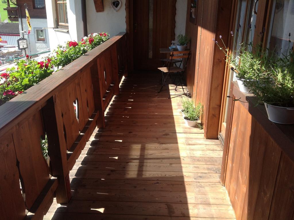 Ferienwohnung Dorfpub Neustift im Stubaital Habitación foto